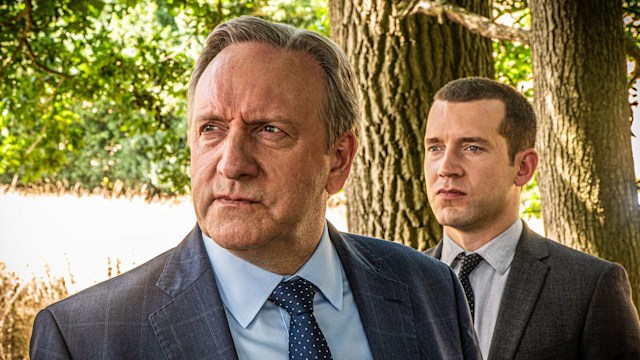 NICK HENDRIX as DS Jamie Winter and NEIL DUDGEON as DCI John Barnaby in Midsomer Murders