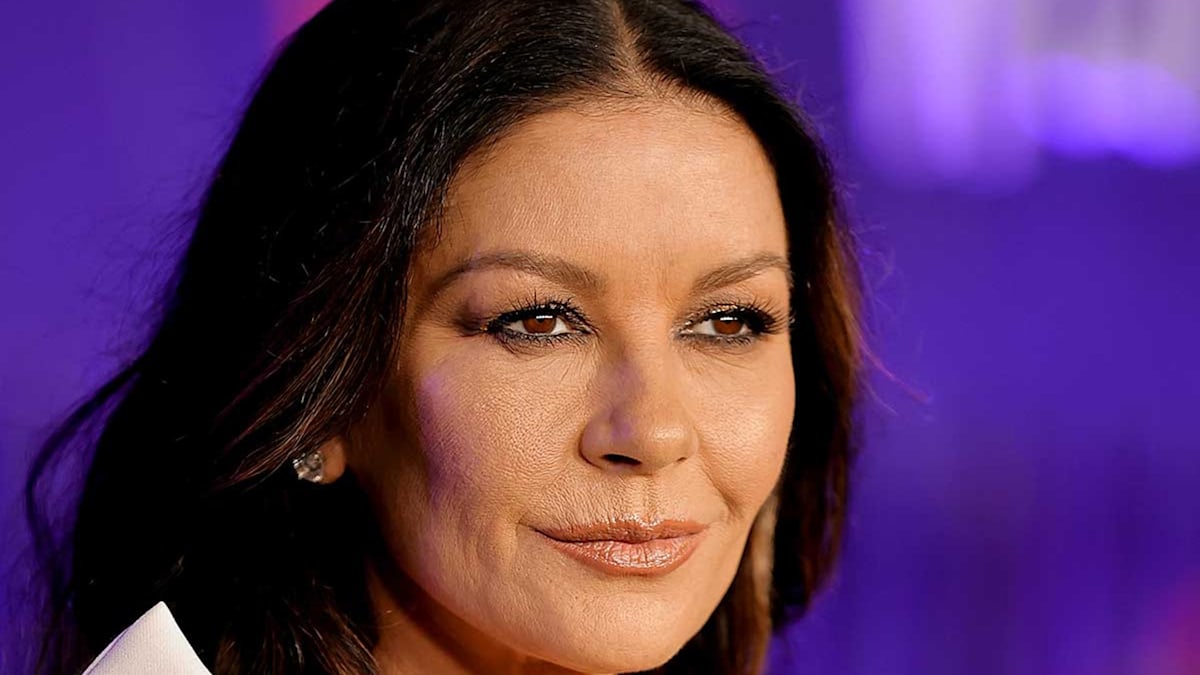 Catherine Zeta-Jones sets pulses racing with sizzling beach selfie | HELLO!