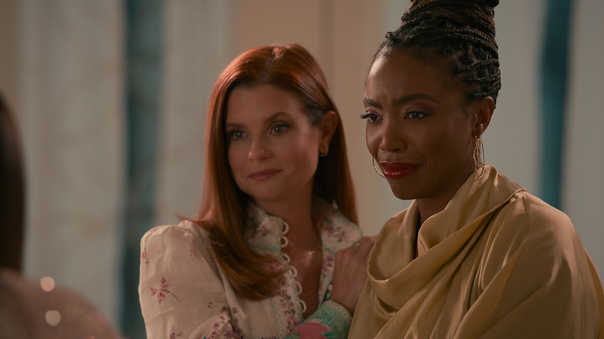 JoAnna Garcia Swisher stands next to Heather Headley in Sweet Magnolias