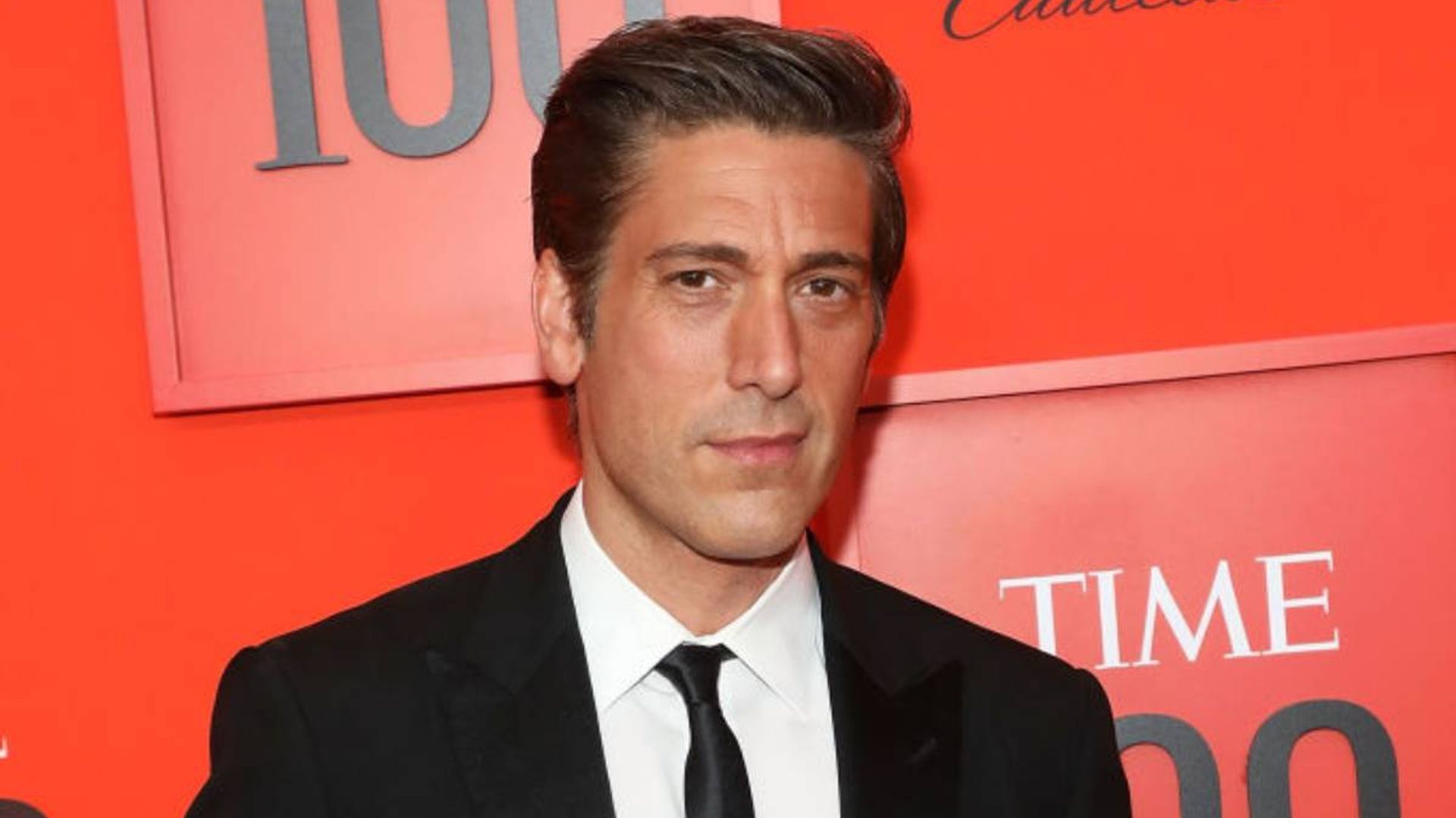 David Muir's latest glimpse into personal life pulls at the heartstrings new photo sparks