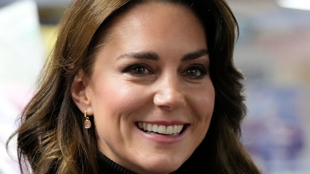 BARNET, ENGLAND - NOVEMBER 24: Catherine, Princess of Wales smiles during her visit to Sebby's Corner on November 24, 2023 in Barnet, England. The Royal Foundation Centre for Early Childhood are to provide support to families with young children in the run up to Christmas. Sebby's Corner was formed in January 2021 and provides items to families in need across Barnet, Hertfordshire and London.  (Photo by Frank Augstein - WPA Pool/Getty Images)