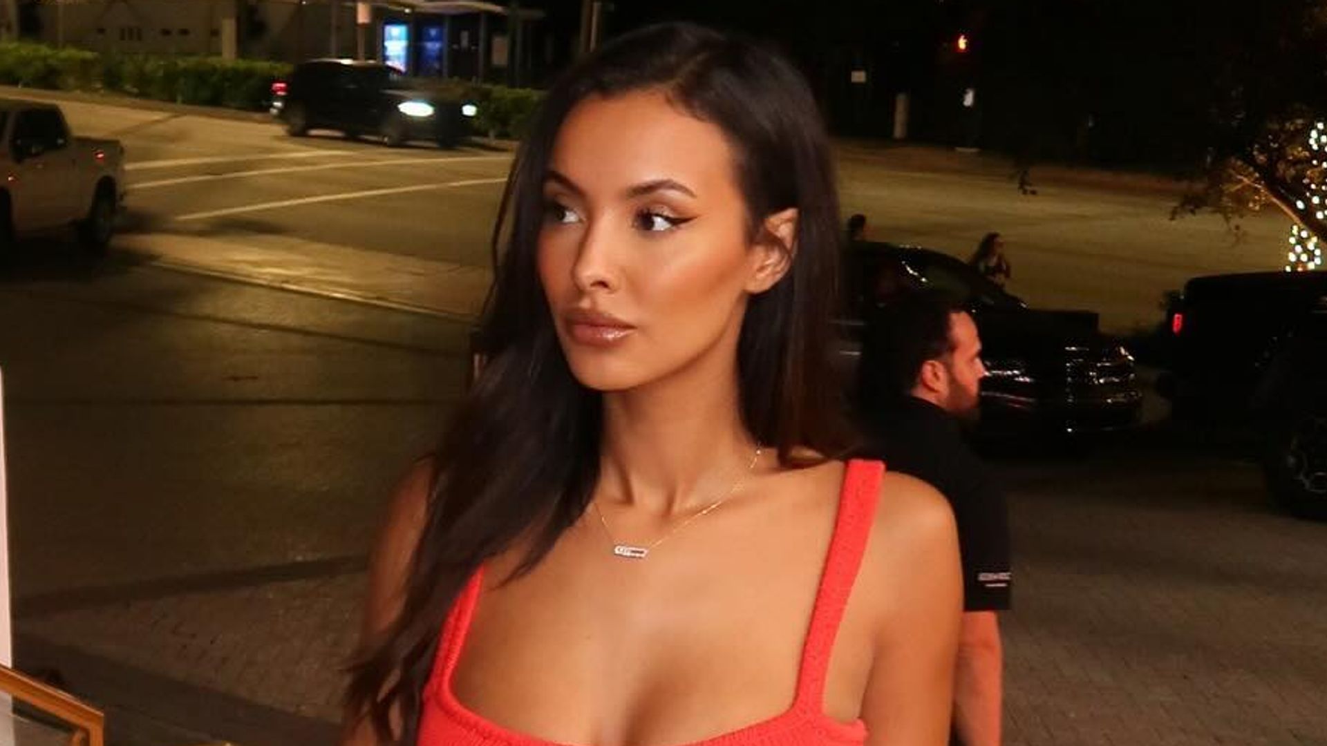 Maya stunned in a dopamine-inducing summer midi