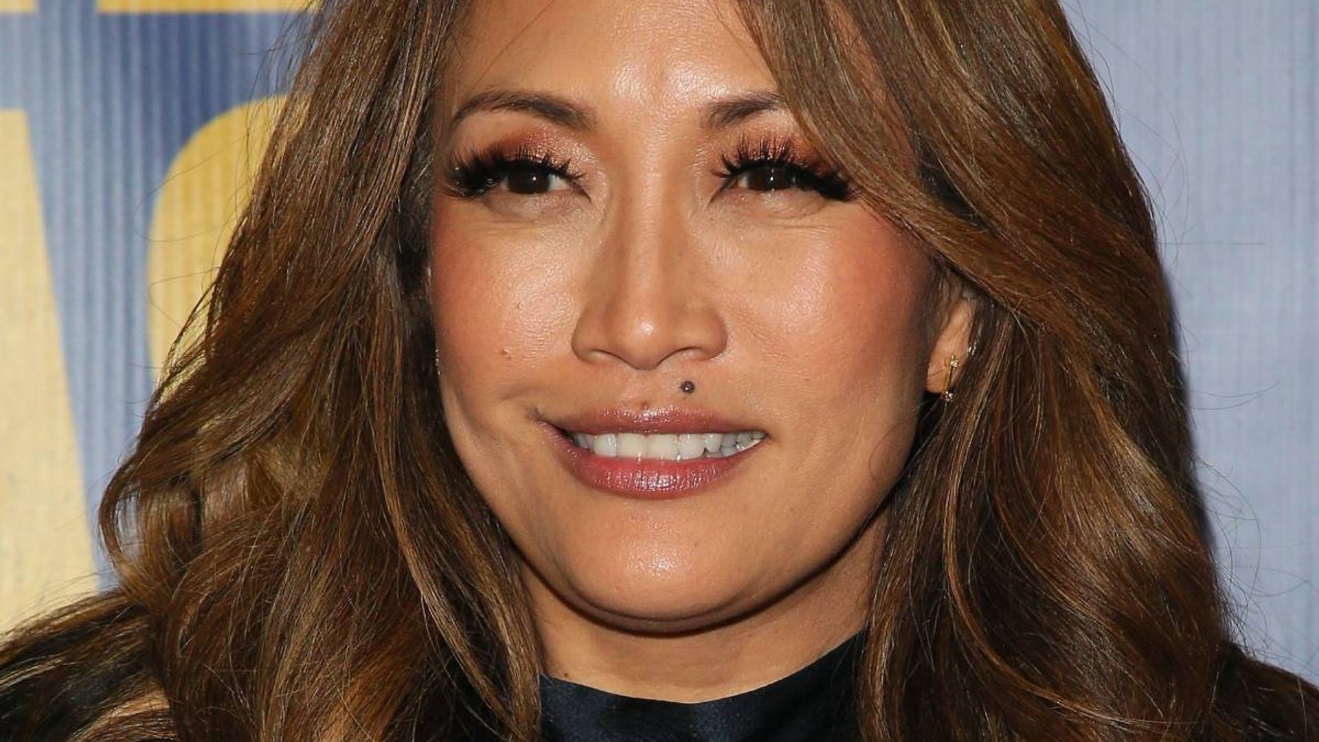 the talk carrie ann inaba supported new update