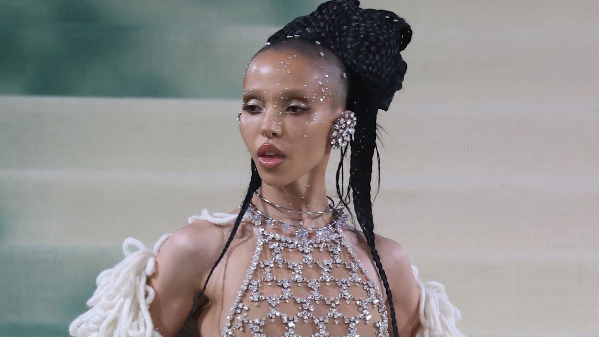 FKA Twigs begins her “Ponygirl” era in leather corset and hoof boots