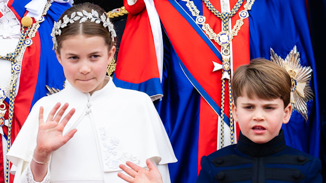 Princess Charlotte and Prince Louis wave