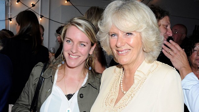 Laura Lopes and Queen Camilla with wine glasses