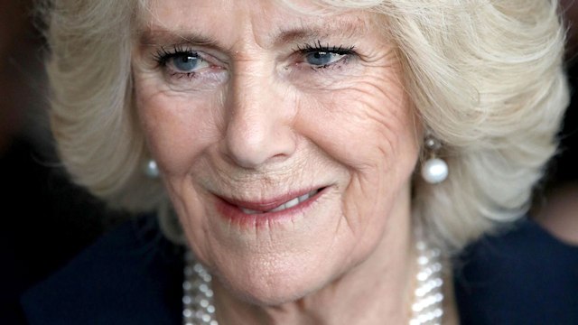 camilla parker bowles pearl necklace