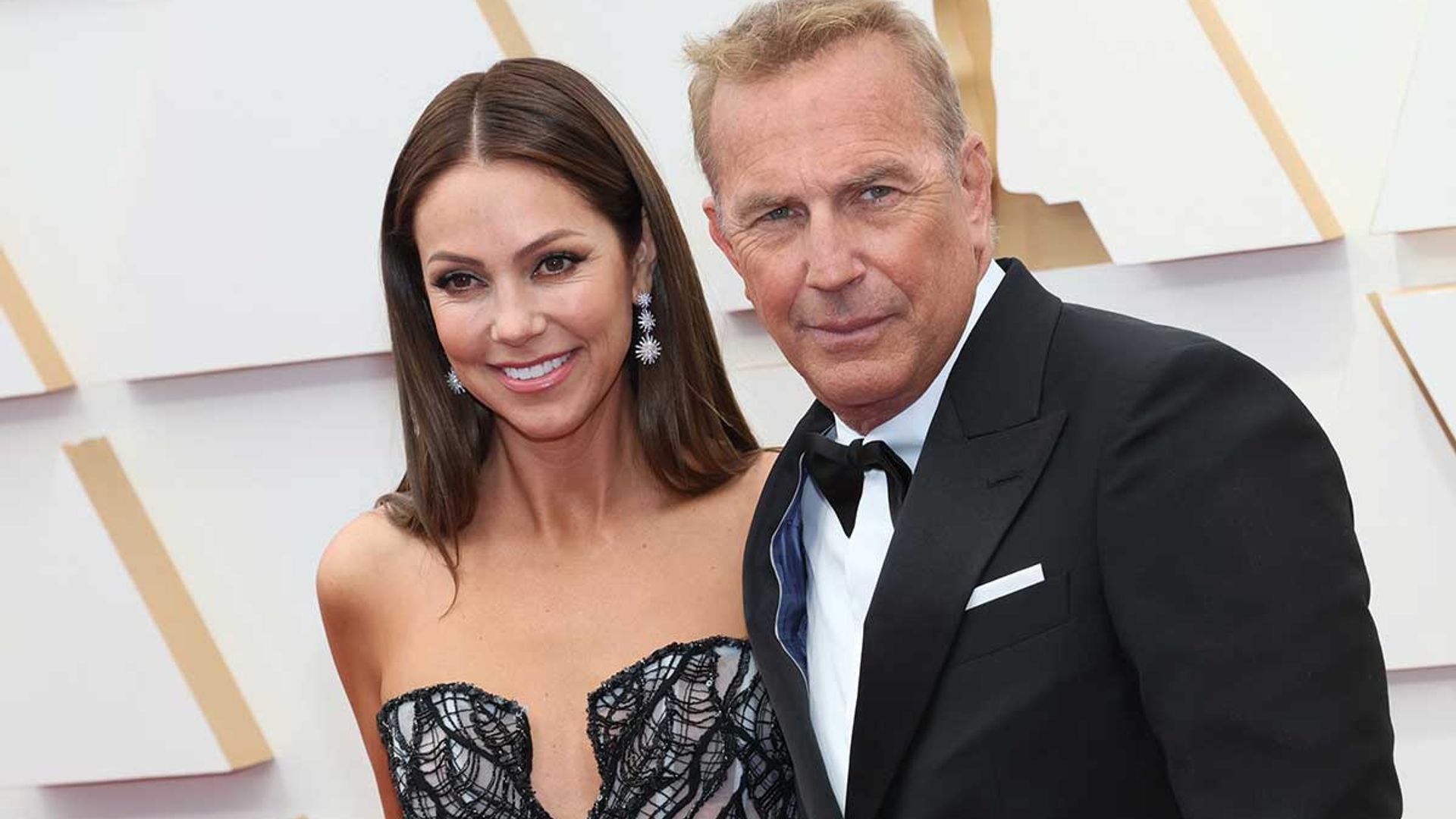 yellowstone kevin costner wife oscars 2022