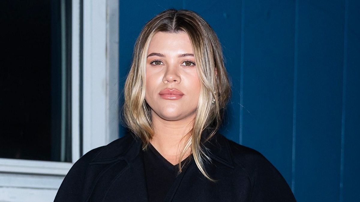 Sofia Richie's 'old money' shoes are giving major 'rich mom' vibes ...