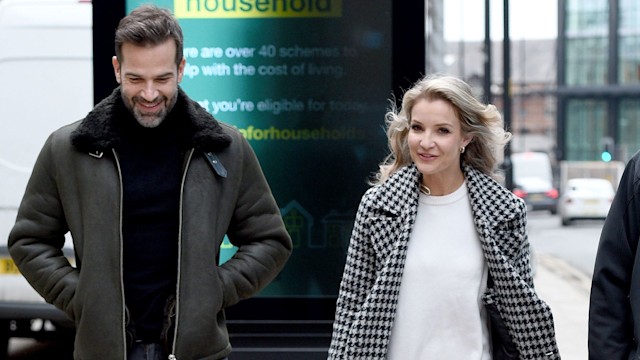 Gethin Jones and Helen Skelton walking 