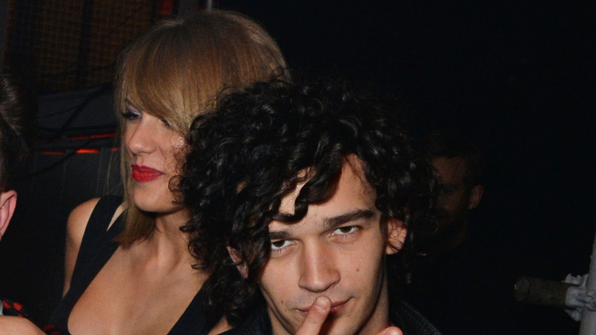 Taylor Swift with Matty Healy in 2015