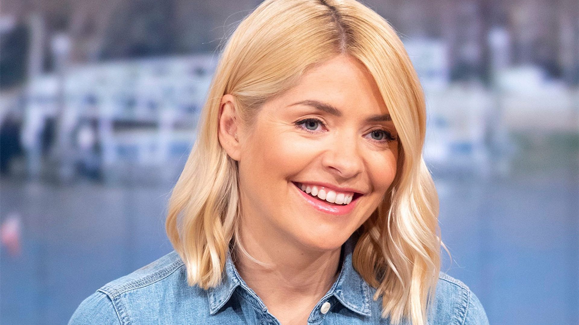 holly willoughby denim shirt