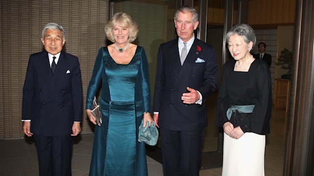 Emperor Akihito standing with Queen Camilla, King Charles and Empress Michiko