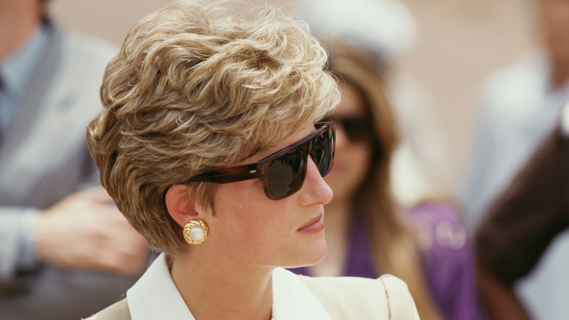 princess diana with sunglasses 