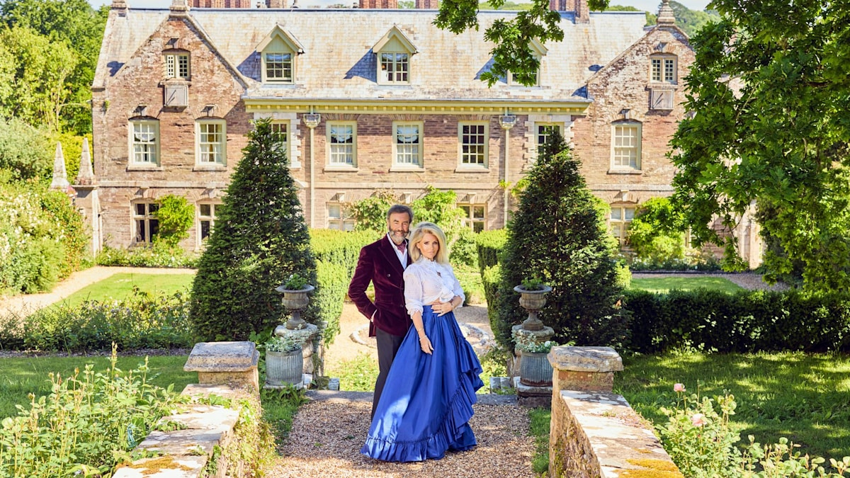 Donna Ida and husband Robert Walton open the doors to Devon's magnificent Langdon Court