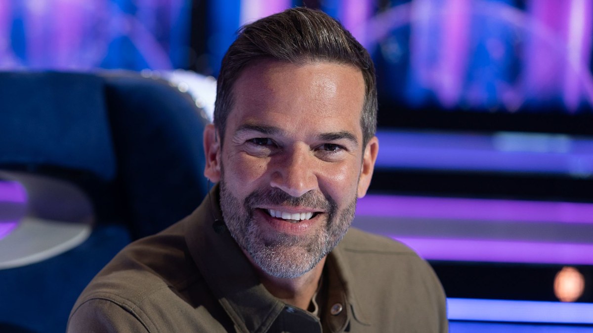 Gethin Jones' 2-bed bachelor pad revealed amid Helen Skelton 'romance'