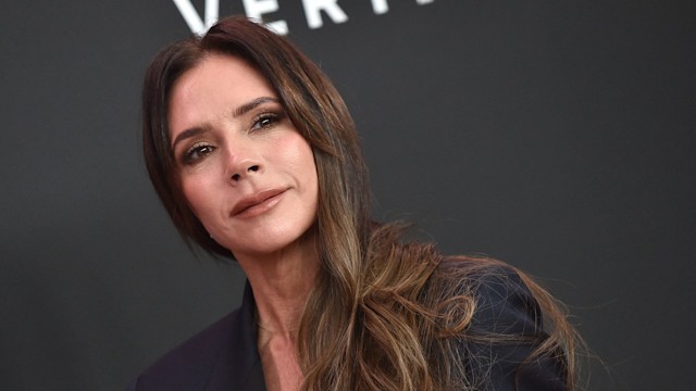 Victoria often wears her hair loose and flowing, with serious length