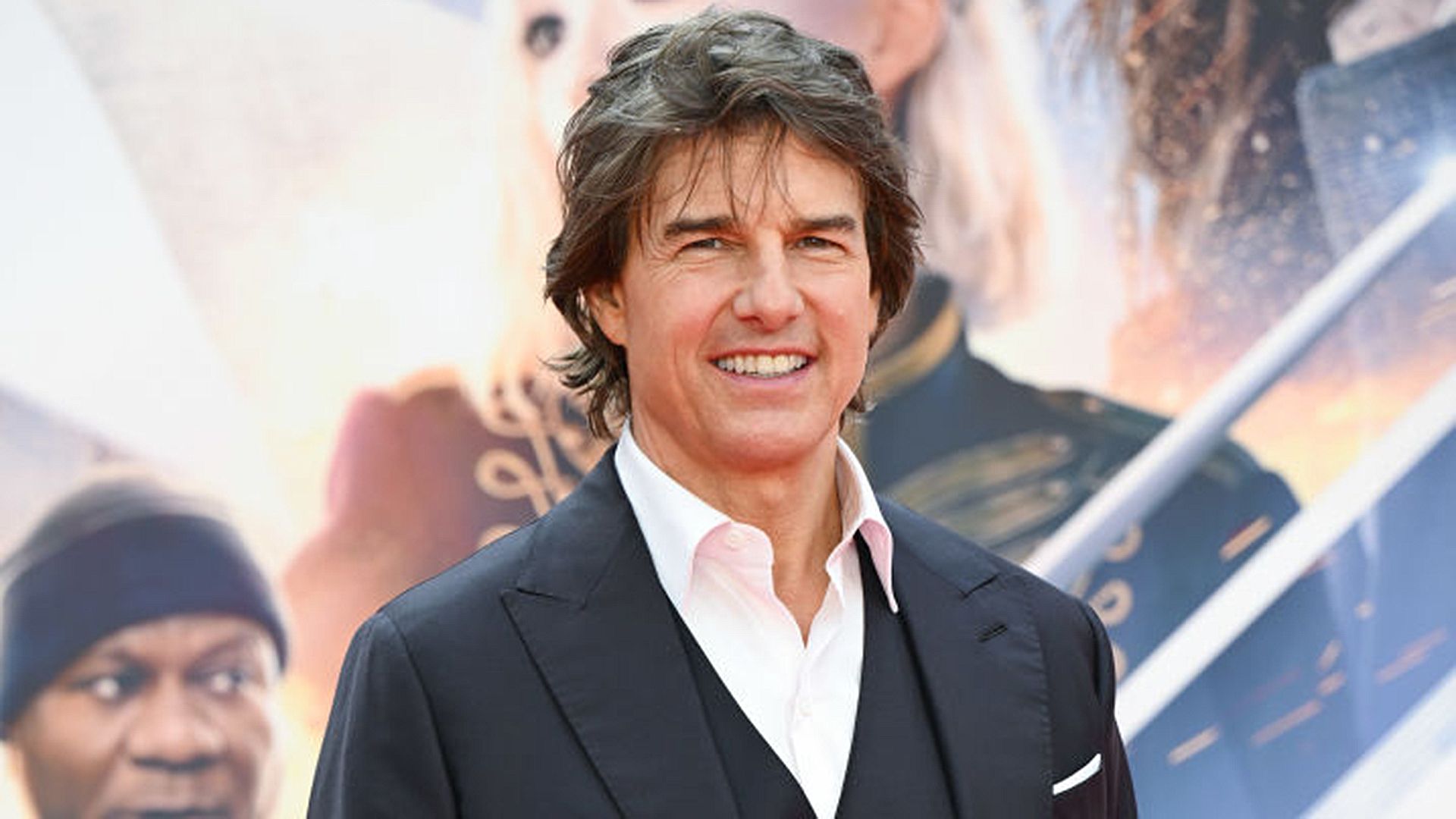 Tom Cruise reveals details of his major career first at glitzy Mission Impossible 7 premiere