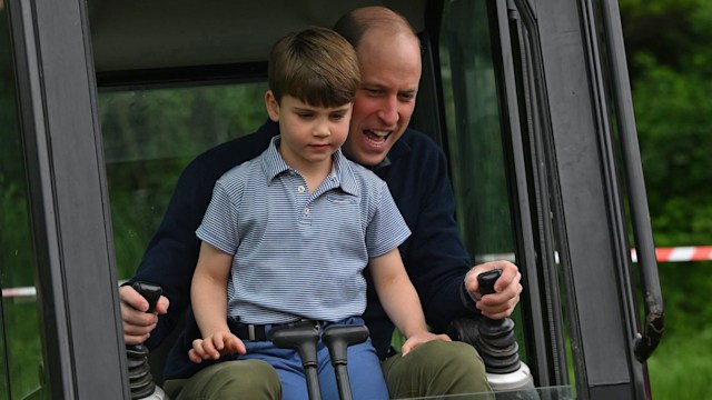 Prince William and Prince Louis use an excavator