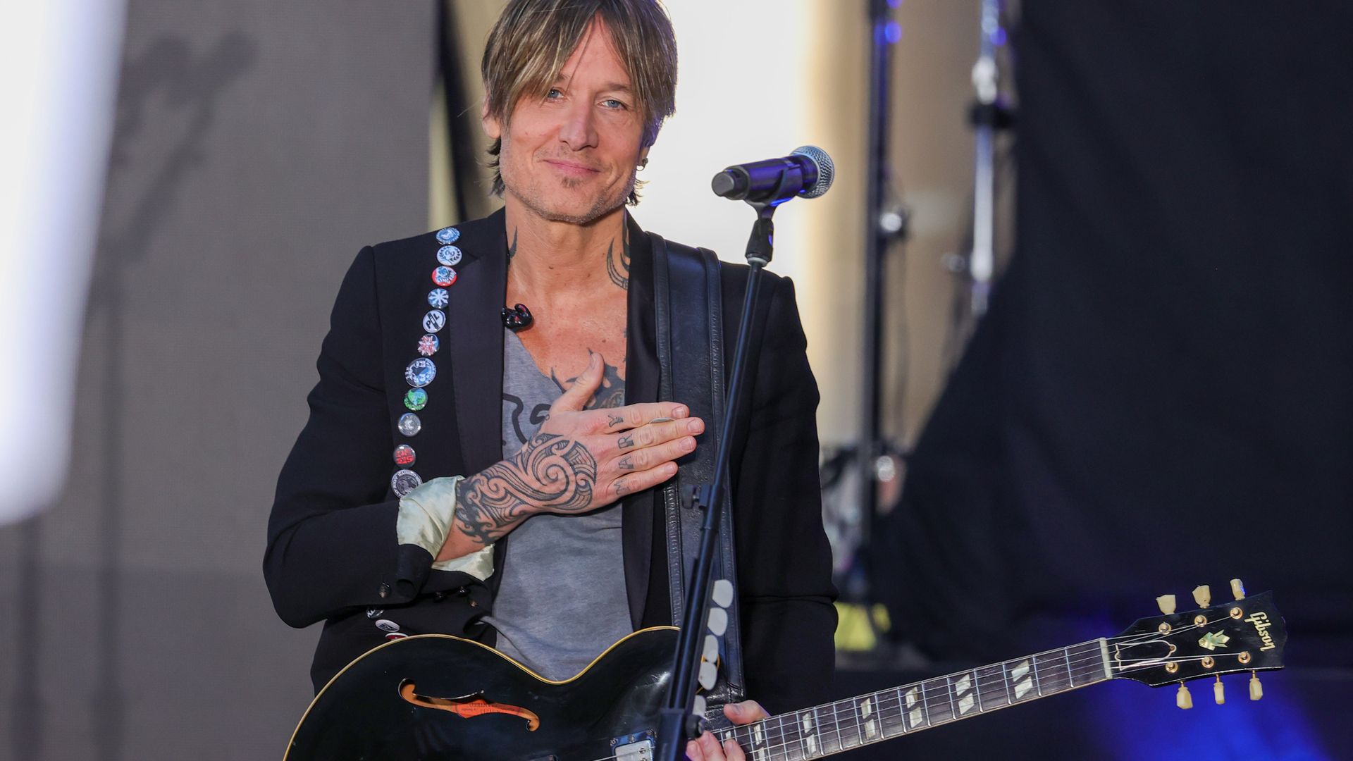 Keith Urban opens up about ‘struggling’ through rocky relationship