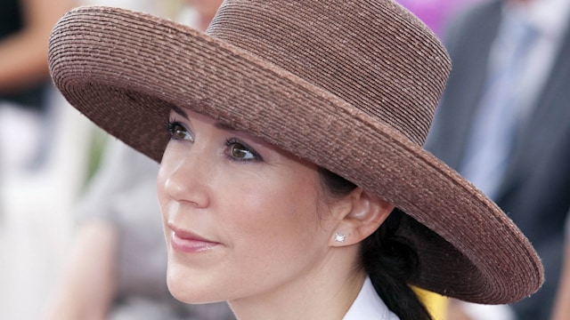 Mary Of Denmark in brown hat