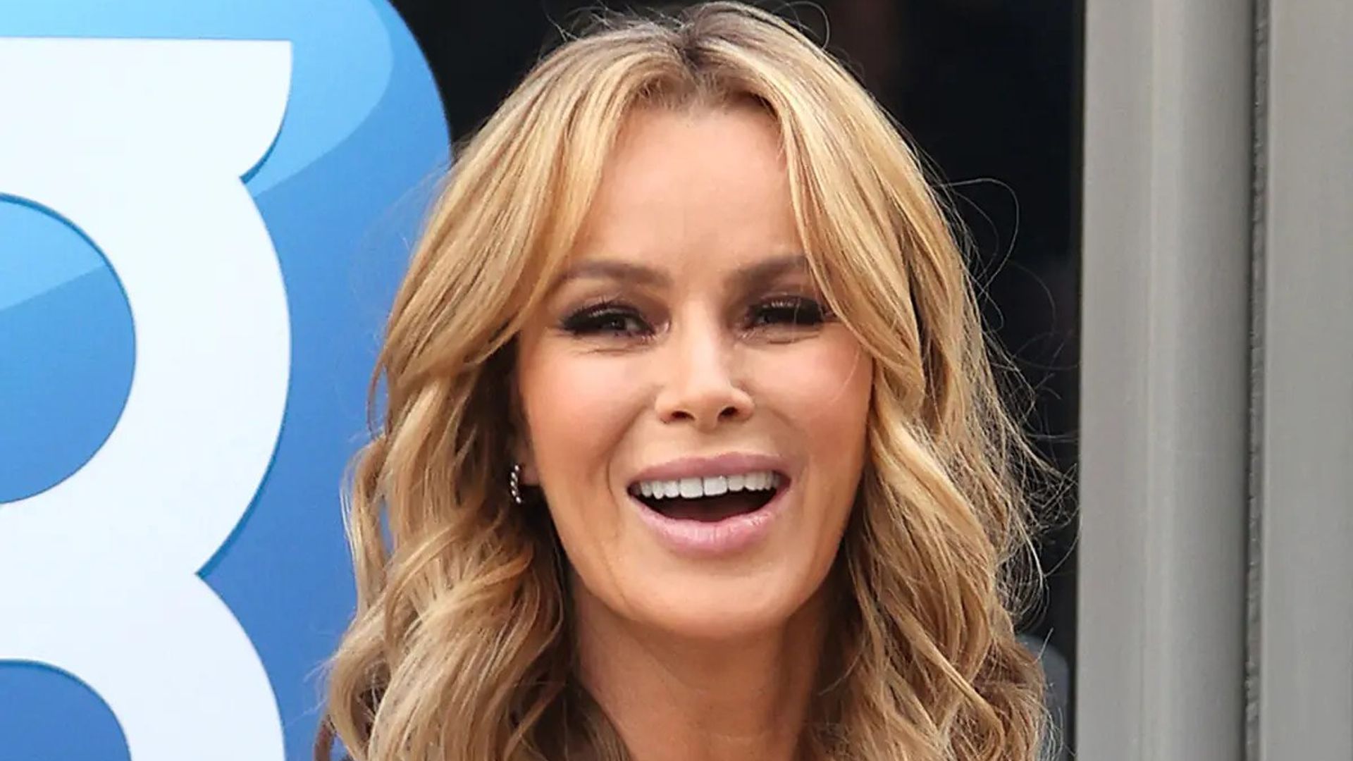 Amanda Holden wows fans in crop top and figure-hugging pencil skirt