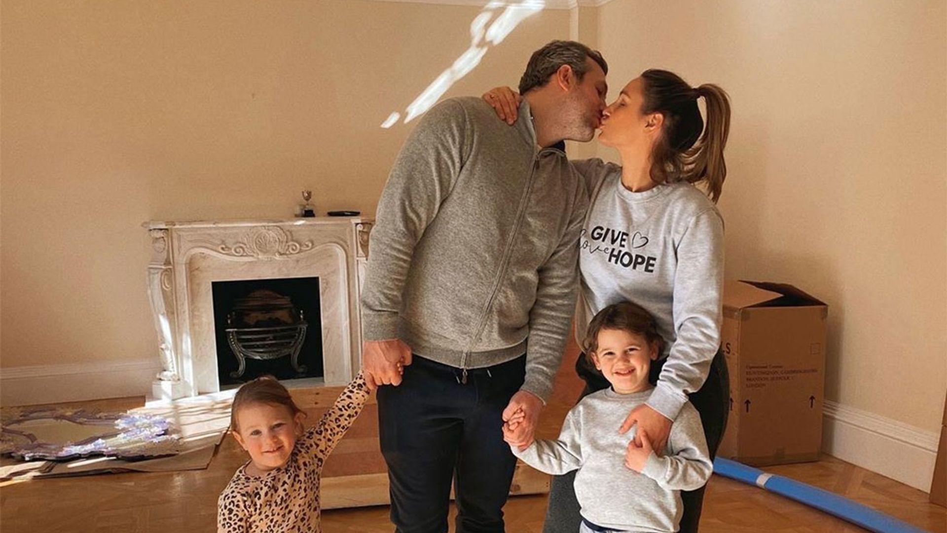 sam faiers family moving house