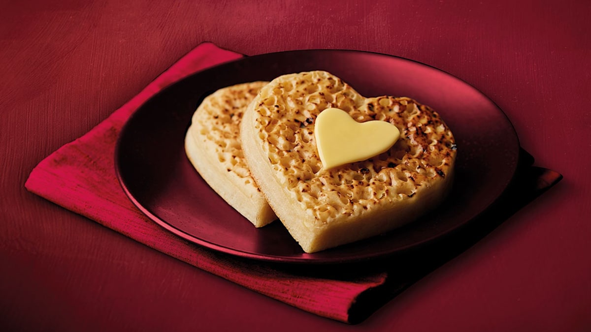 Aldi's Valentine's Collection Includes A Heart-Shaped Casserole Dish