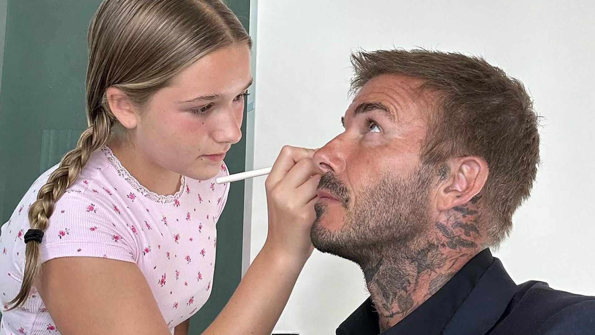 David Beckham's Daughter Harper Inked Her Dad with a Temporary Tattoo!:  Photo 3494550 | Celebrity Babies, David Beckham, Harper Beckham, Victoria  Beckham Photos | Just Jared: Entertainment News