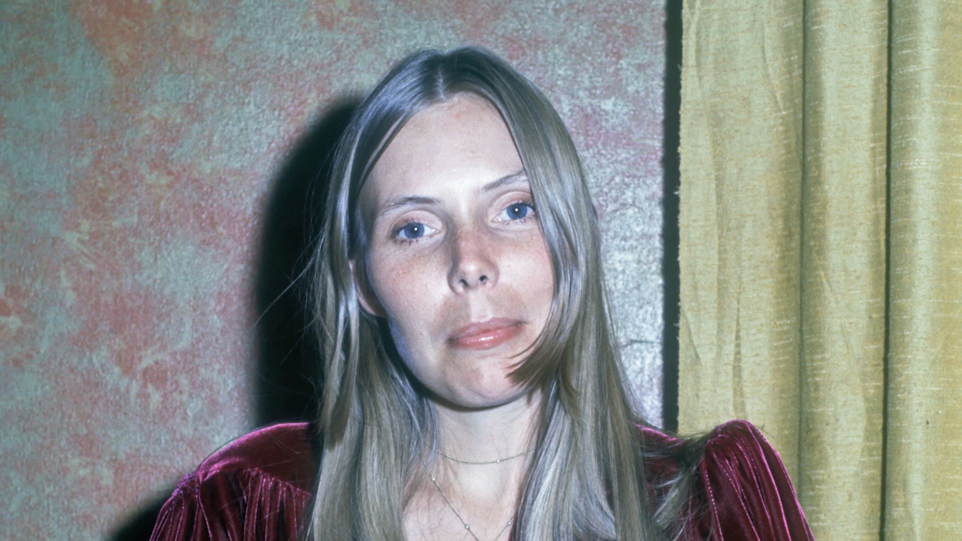 Joni Mitchell after winning a Grammy