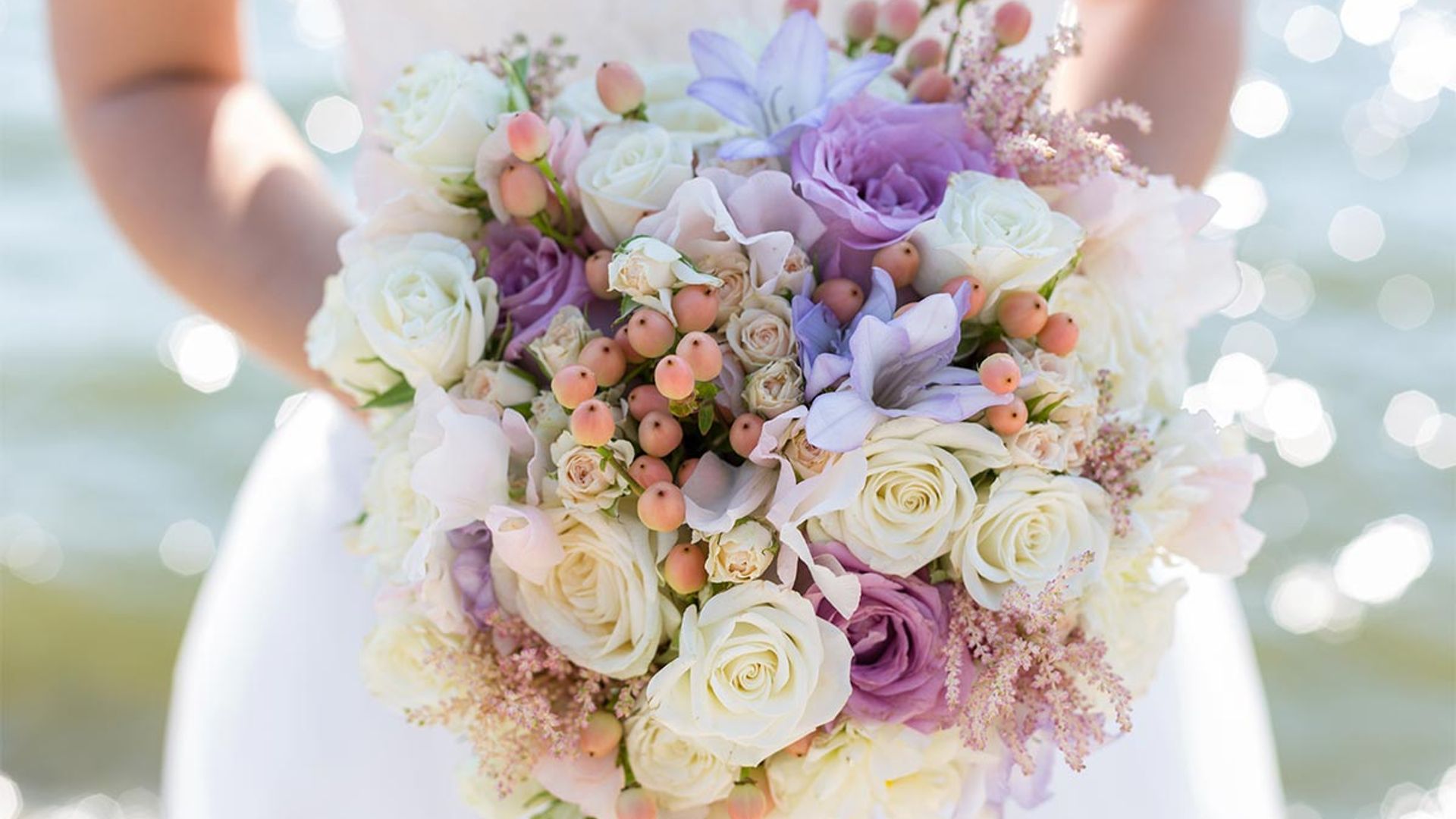 What does your wedding bouquet say about you? Two experts reveal all