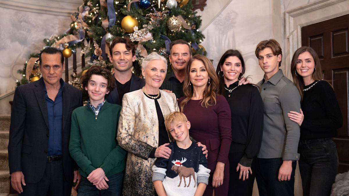 Daytime TV legend Maurice Benard still looks so youthful at 63 Daytime TV legend Maurice Benard still looks so youthful at 63