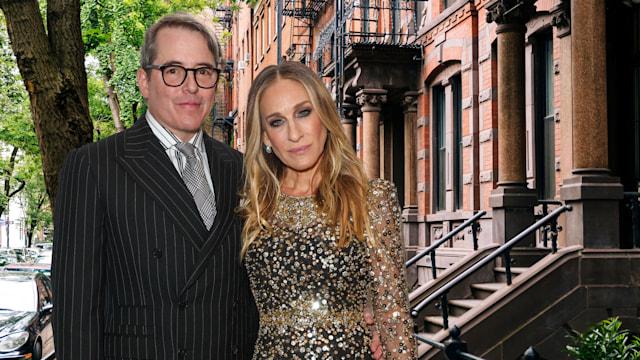 Sarah Jessica Parker and matthew broderick outside west village townhouses