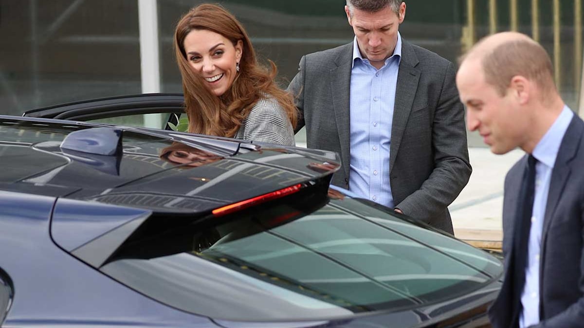 Kate Middleton: Duchess steps out £400 heels for first outing after summer  break