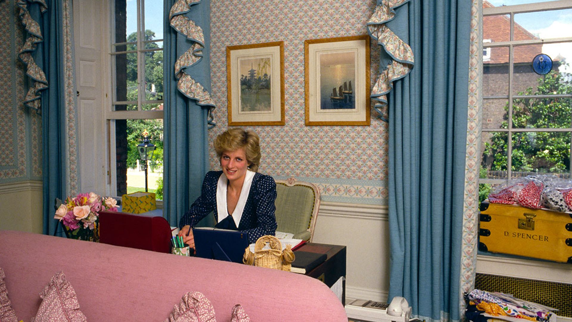 Princess Diana's private bedrooms revealed – all the photos | HELLO!
