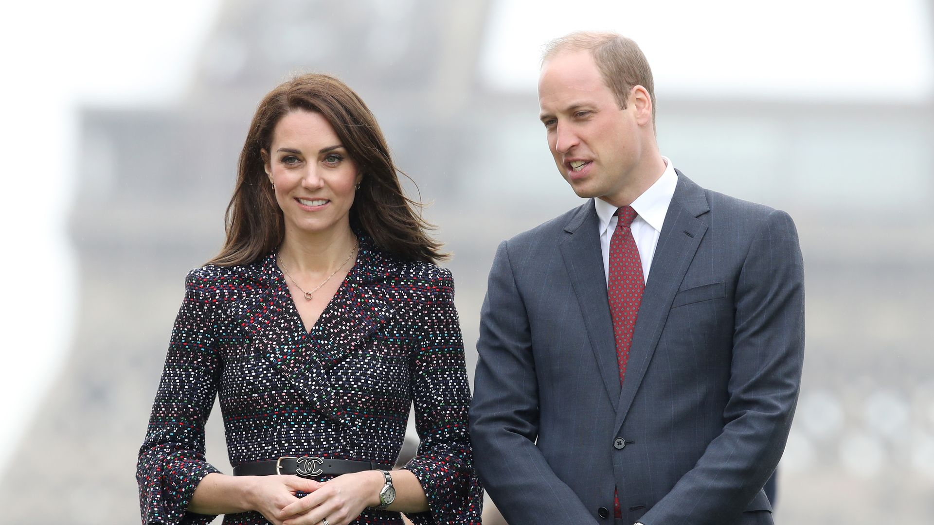 https://images.hellomagazine.com/horizon/landscape/f18eadcd6bbc-kate-middleton-prince-william-paris.jpg