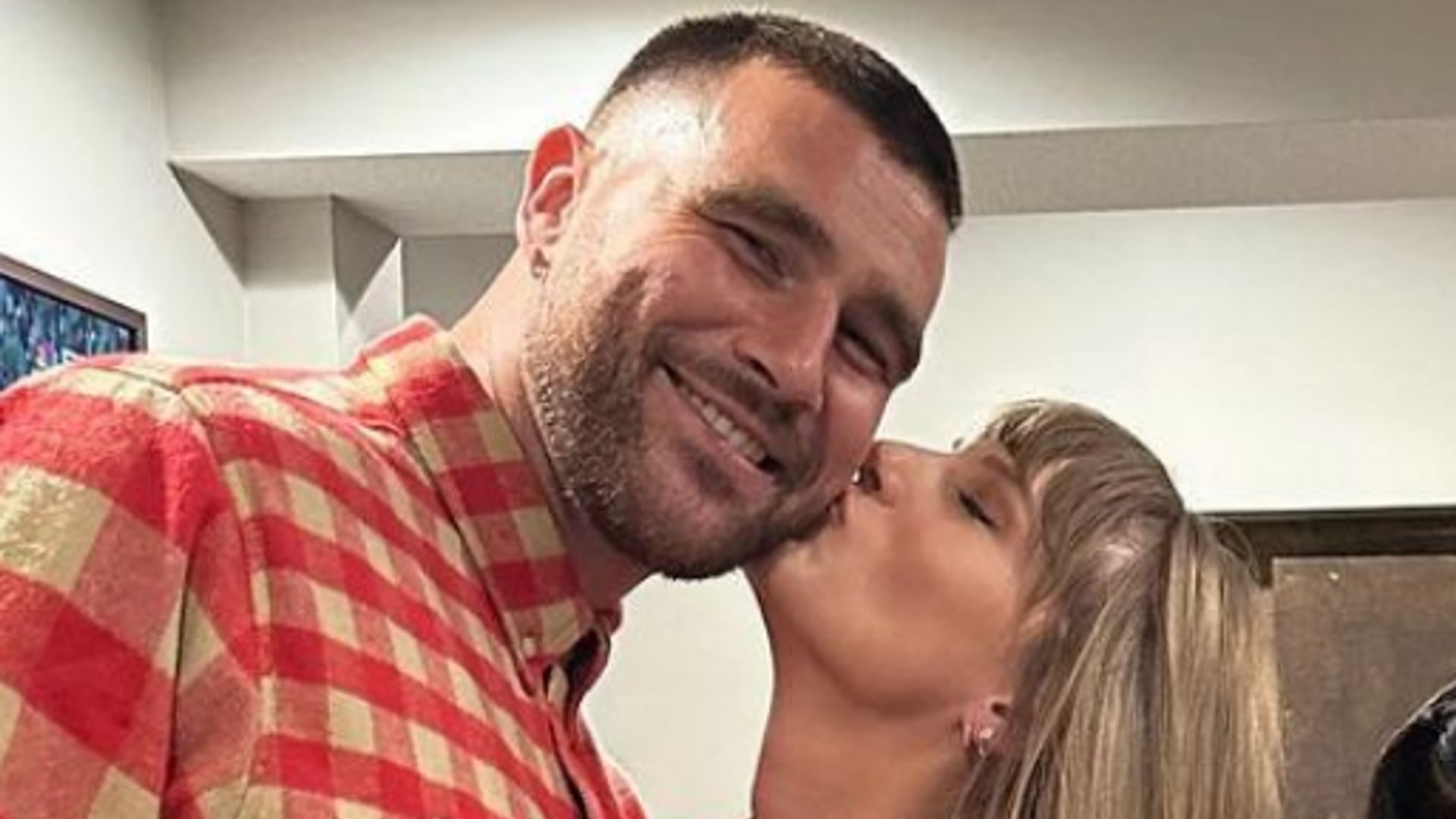 Taylor Swift and Travis Kelce to have far more PDA moments this summer - details