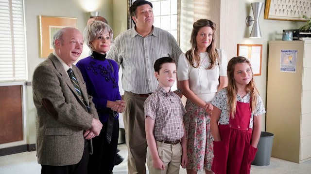 Dr. Sturgis (Wallace Shawn), Meemaw (Annie Potts), George Sr. (Lance Barber), Sheldon (Iain Armitage), Mary (Zoe Perry) and Missy (Raegan Revord) in  Young Sheldon