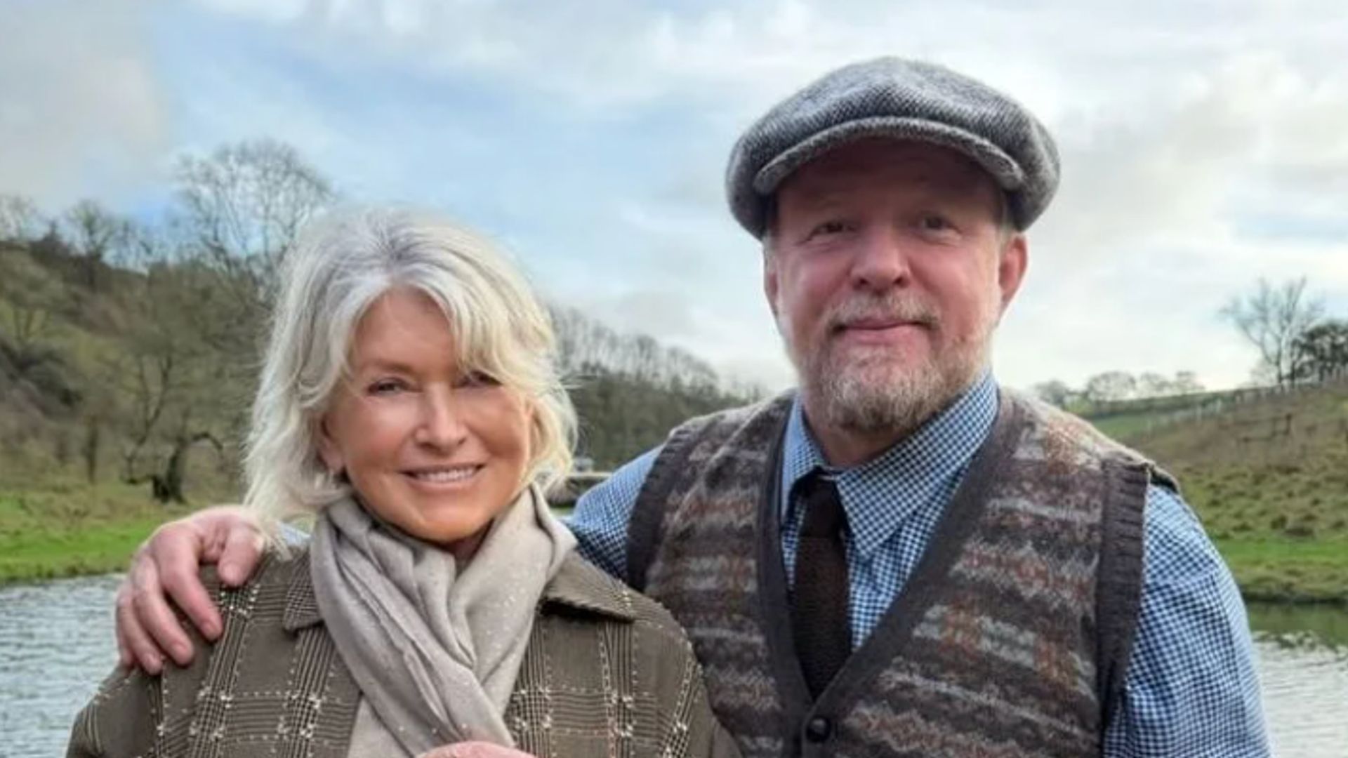 Martha Stewart enjoys visit with Guy Ritchie and wife Jacqui at the estate he won in Madonna divorce 