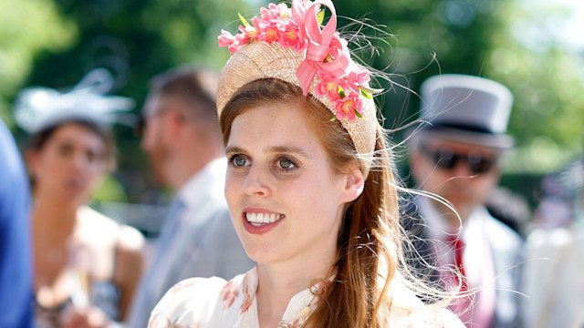 Princess Beatrice wearing a floral headpiece at Royal Ascot at Ascot Racecourse on June 14, 2022 