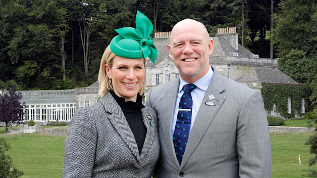 Zara and Mike tindall in front of gatcombe home 