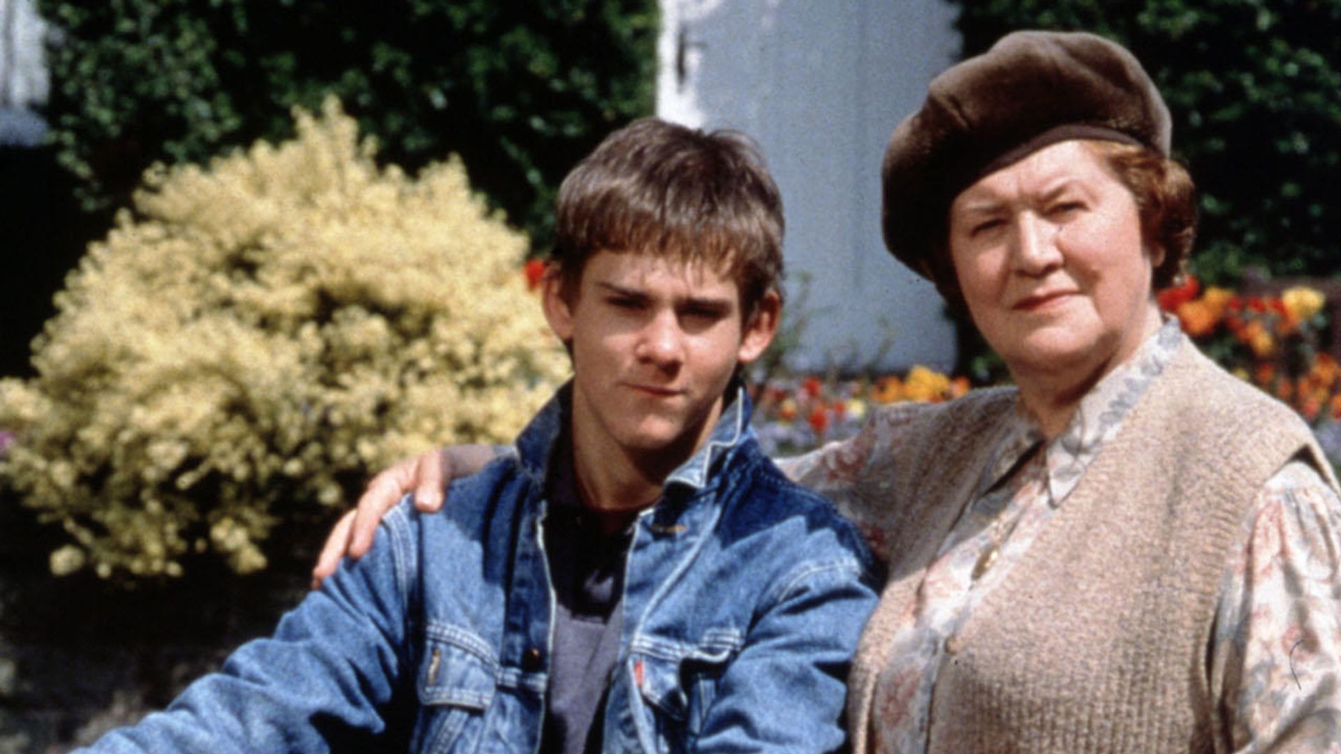 FWA172 Les Enquetes d Hetty Hetty Wainthropp investigates 1996 Serie TV Patricia Routledge Dominic Monaghan Derek Benfield Collection Christophel © DR