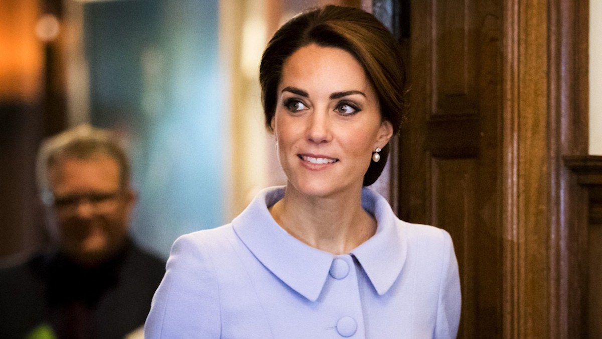 Kate Middleton just received a very important visitor at Kensington ...