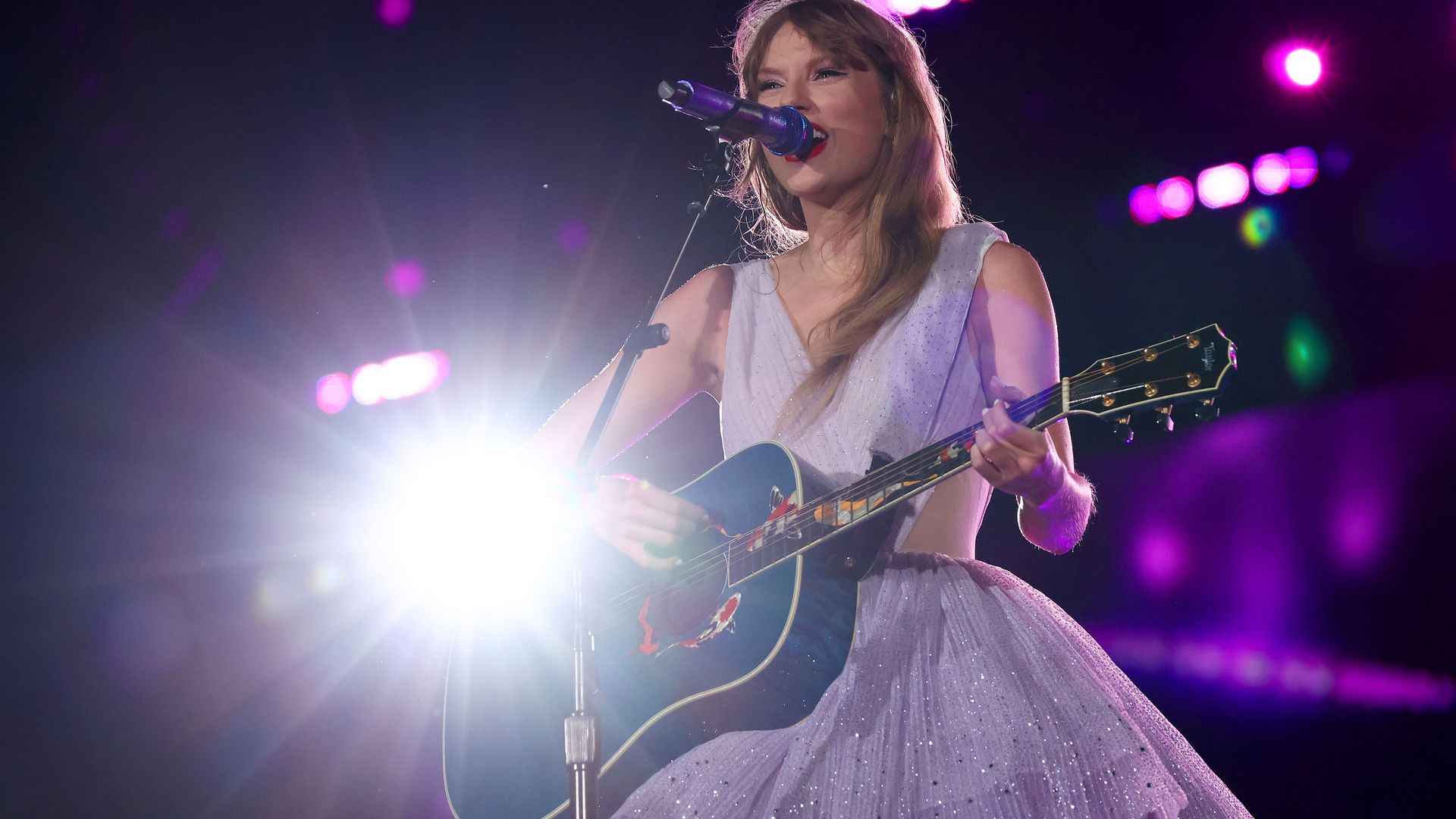 Taylor Swift performs at Melbourne Cricket Ground 