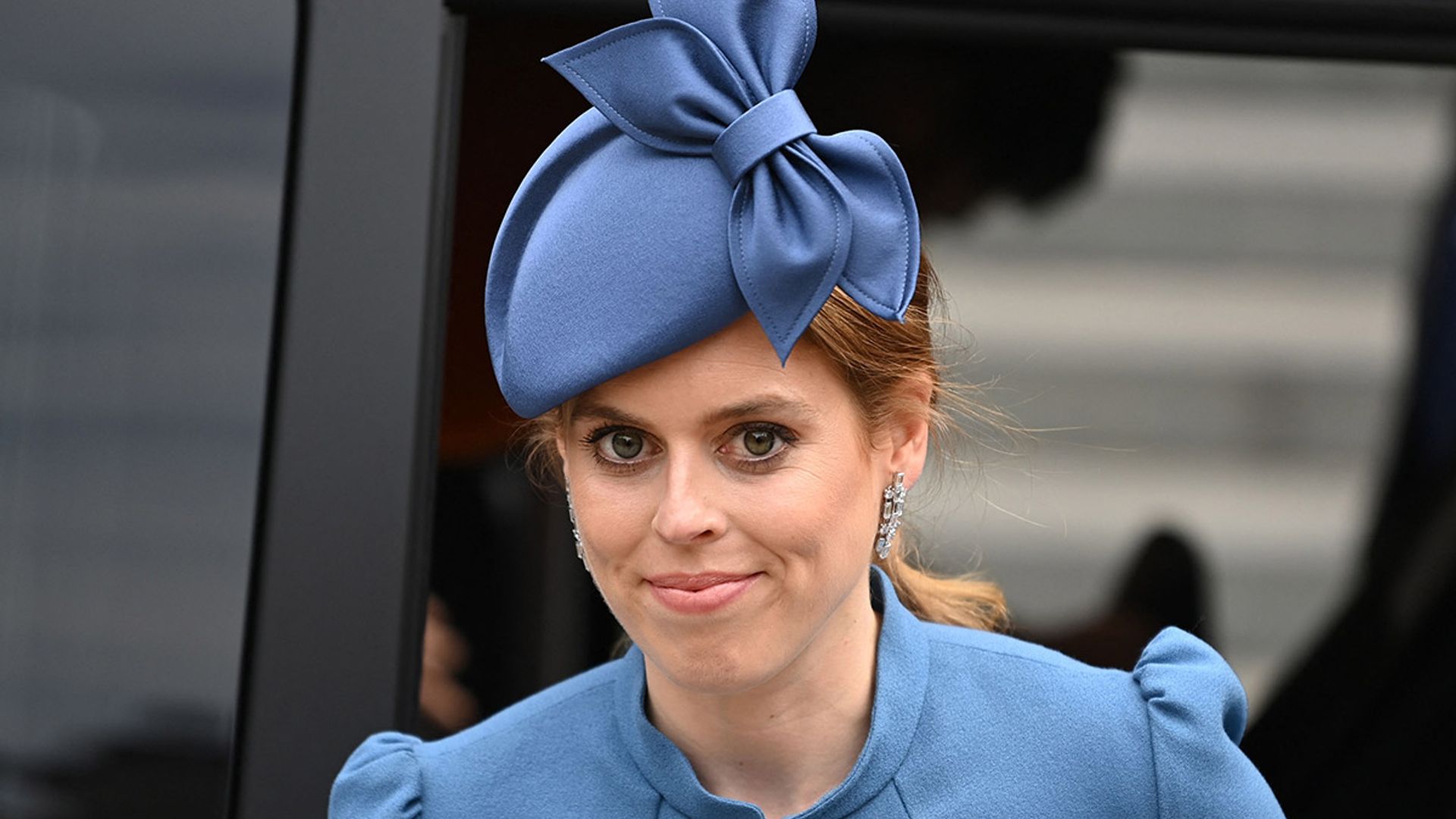 princess beatrice blue hat blue dress