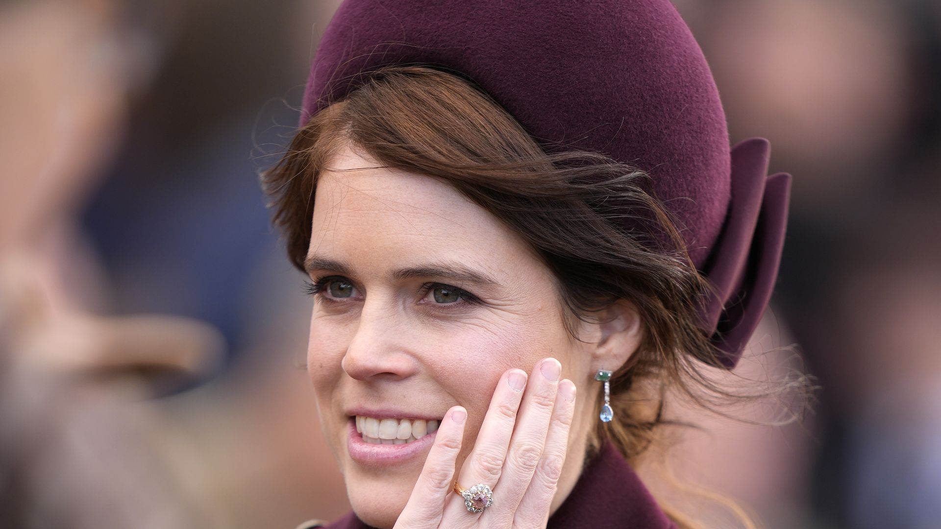 Princess Eugenie’s £985 ‘headband’ causes a royal confusion