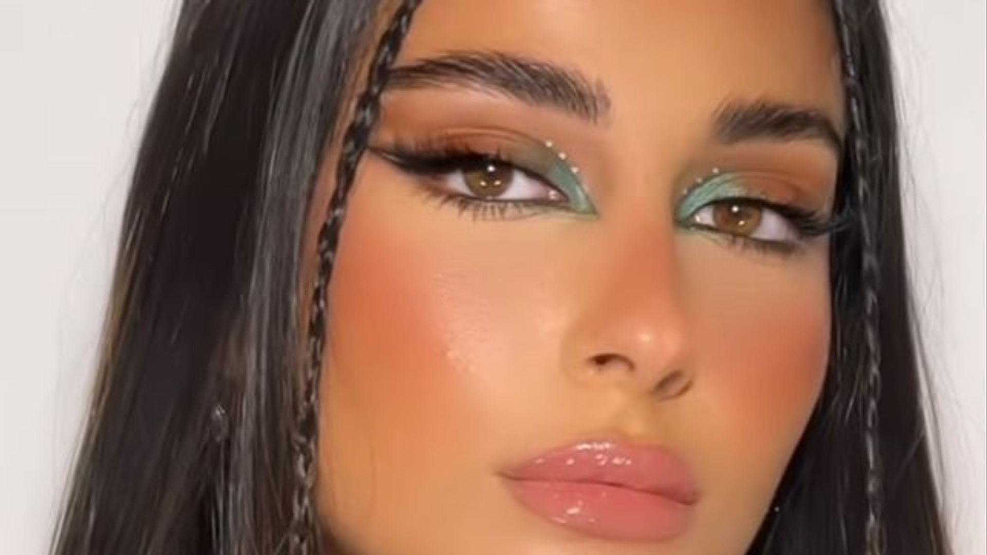 festival makeup look