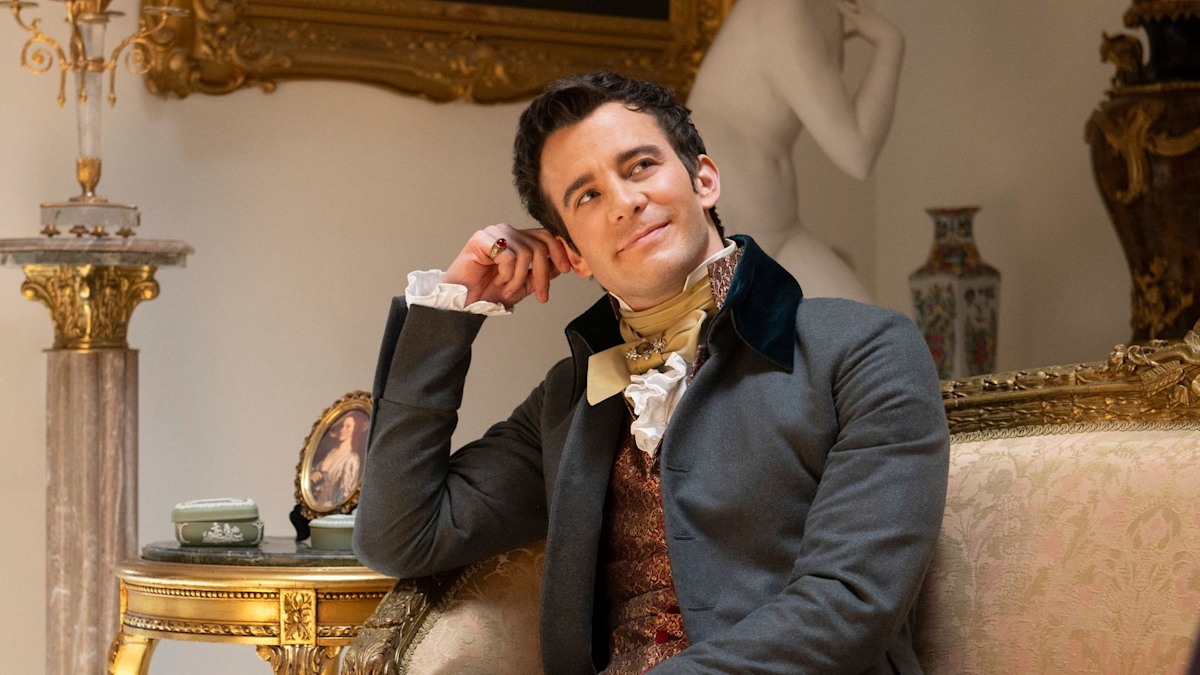 Bridgerton star Luke Thompson showcases new hair transformation ahead of leading role Bridgerton star Luke Thompson showcases new hair transformation ahead of leading role