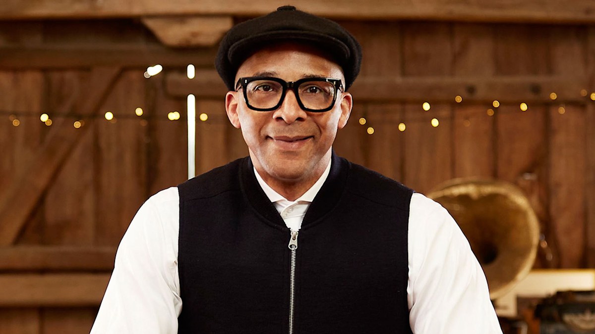 Jay Blades shares first photo from Strictly Christmas special and