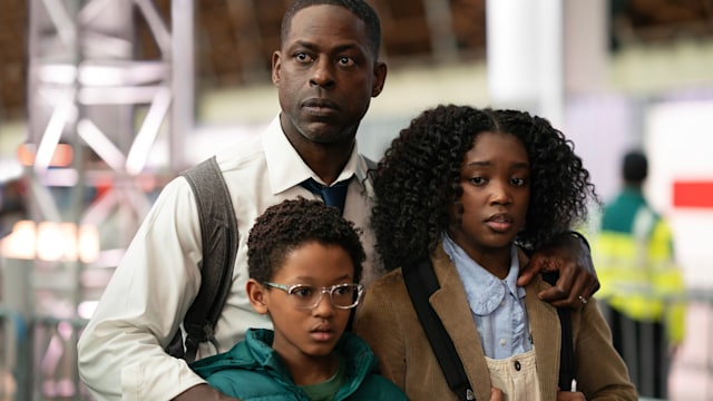 PERCY DAGGS IV, STERLING K. BROWN, ALIYAH MASTIN IN A STILL FROM PARADISE